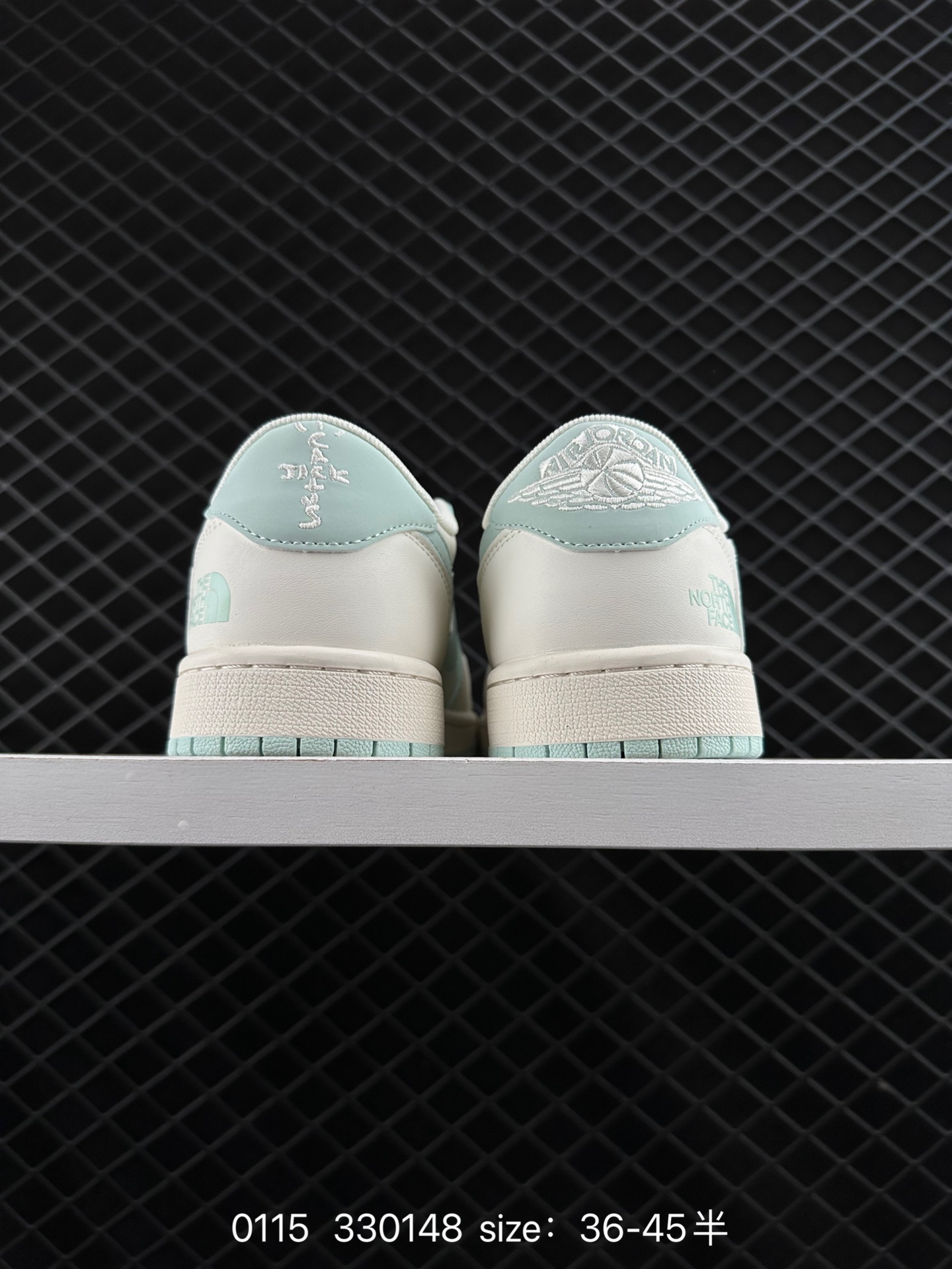 Supreme x Air Jordan 1 Low